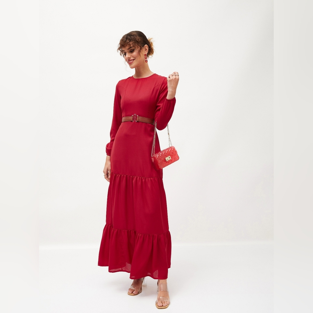 Alexandria: Belted Tiered Maxi Dress - Picture 5 of 6